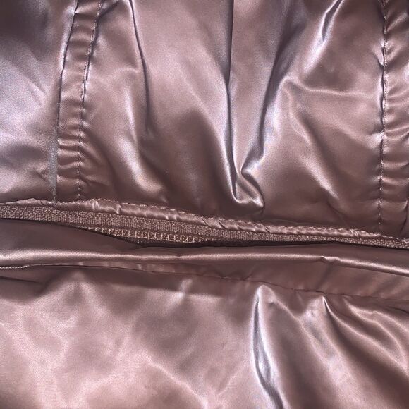 NWOT Justice Puffer Jacket size 5/6. - Picture 14 of 16